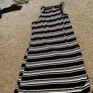 BRAND NEW girls casual dress size XL from Decree